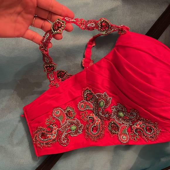 Sherri Hill size 2, with POCKETS! Gorgeous beads and stone work. - Picture 7 of 9